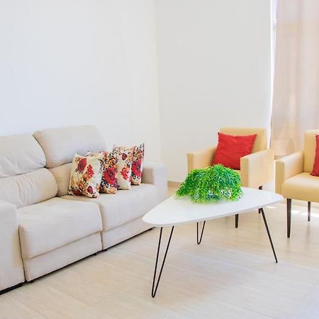 Apartamento No Farol Da Barra. Vista Deslumbrante Para O Mar! No Circuito Do Carnaval. Ao Lado Do Porto Da Barra ! السلفادور المظهر الخارجي الصورة