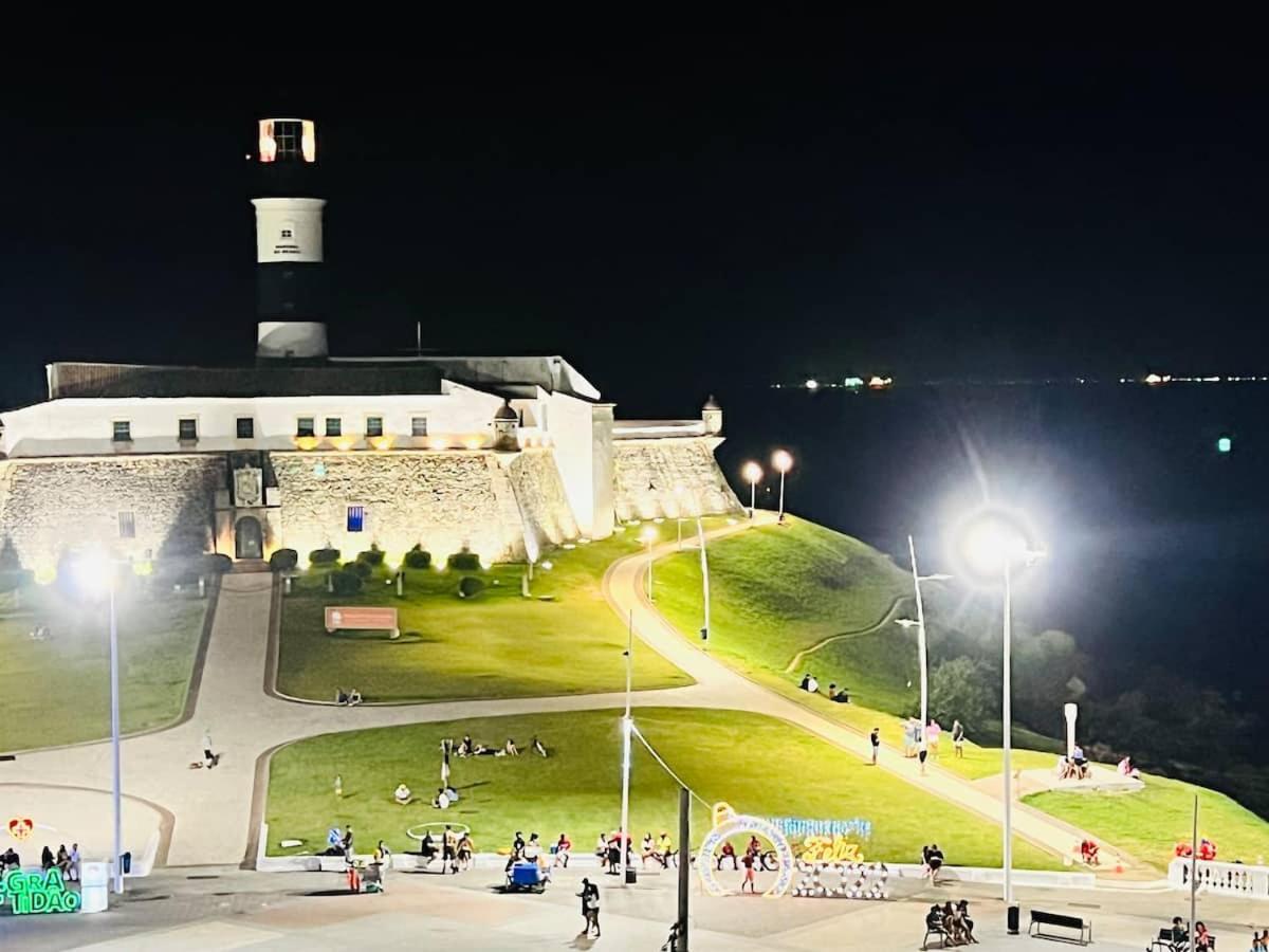 Apartamento No Farol Da Barra. Vista Deslumbrante Para O Mar! No Circuito Do Carnaval. Ao Lado Do Porto Da Barra ! السلفادور المظهر الخارجي الصورة